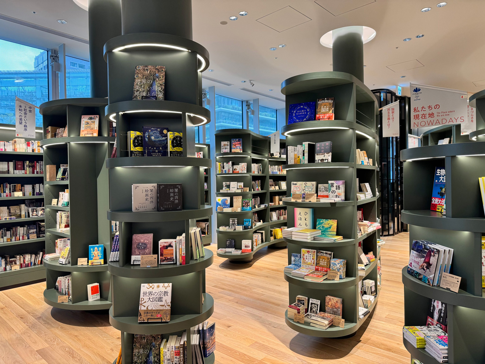 インタビュー】新オープン＆リニューアルの書店に聞く！ 今年読んで